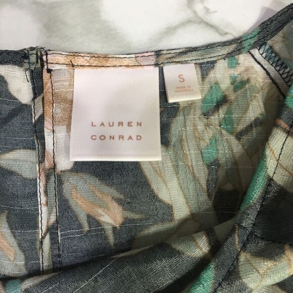 LAUREN CONRAD FLUTTER SLEEVE SPLIT BACK HI LOW BLOUSE TOP SMALL FLORAL FAIRY - Picture 10 of 13